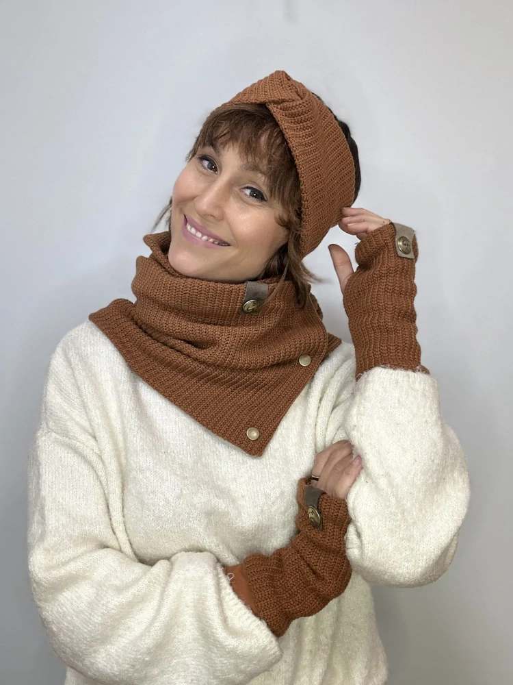 Boho pletená čelenka - Cognac