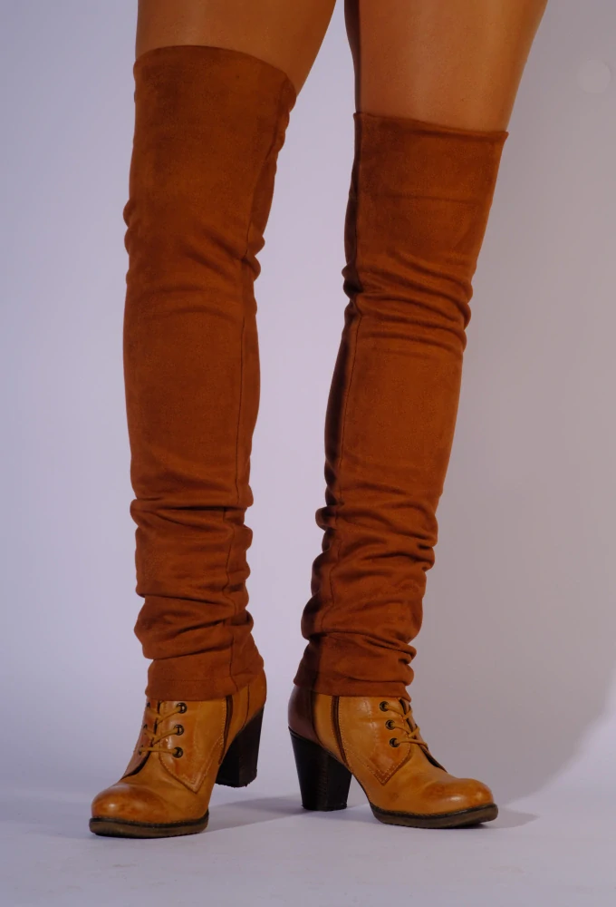 Velvet - Semišové návleky na boty - Caramel cognac