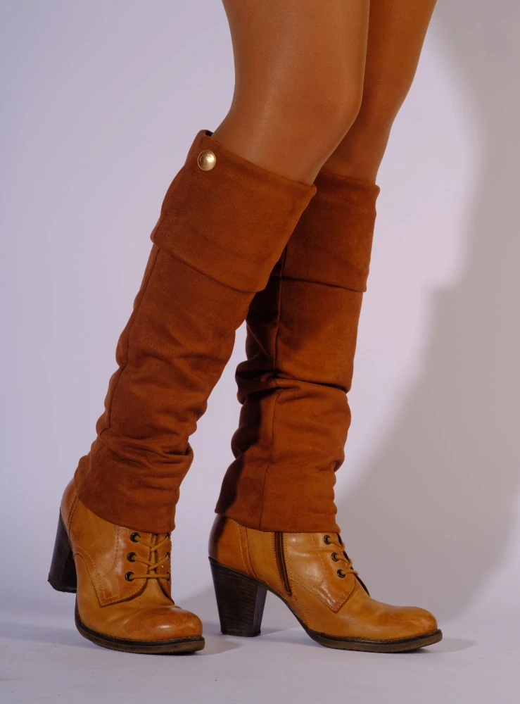 Velvet - Semišové návleky na boty - Caramel cognac