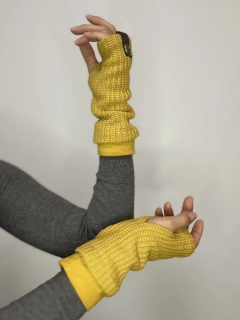 Boho pletené návleky na ruce - Mustard